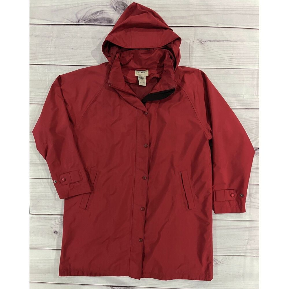 L.L. Bean Long Coat Womens XL Red Quilted Lined Long Sleeve Hooded Snap Full Zip